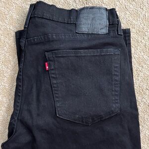 Levi's Men's Dark Black Relaxed Jeans